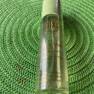 Pixi Glow Mist